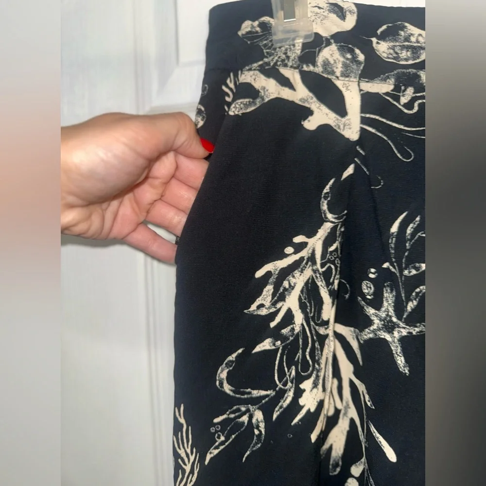 A New Day Flowy Pants - Picture 5 of 8